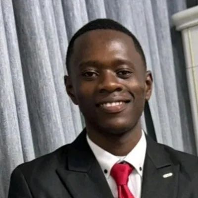 Portrait de Joe Kanyimb, fondateur d’Antechnica.